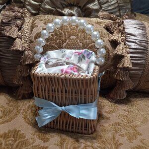 Sugar Thrillz Little Corner Wicker Bag